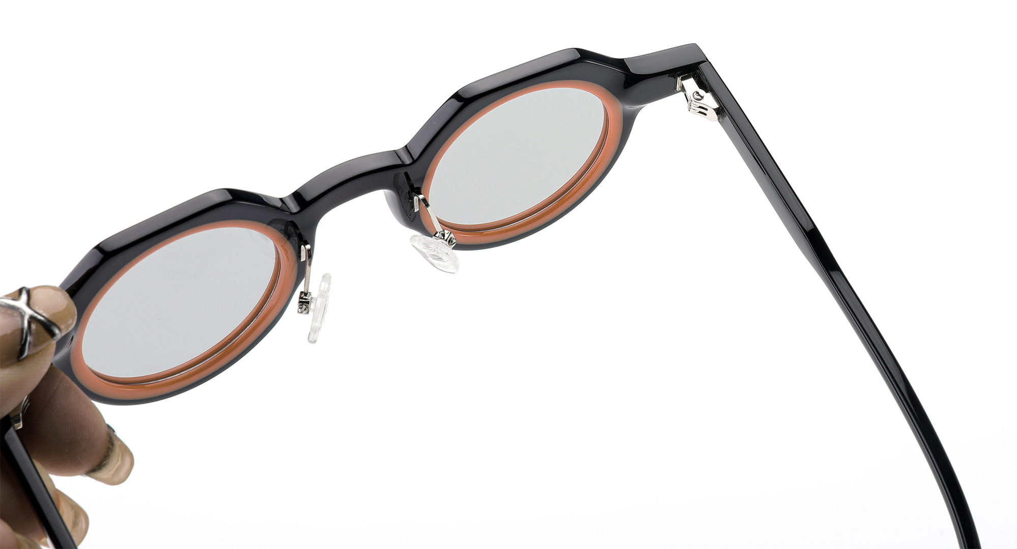 Retro-Modern Round Layered Acetate Sunglasses With Nose Pads Óculos de sol retrô-modernos de acetato em camadas redondas com protetores de nariz