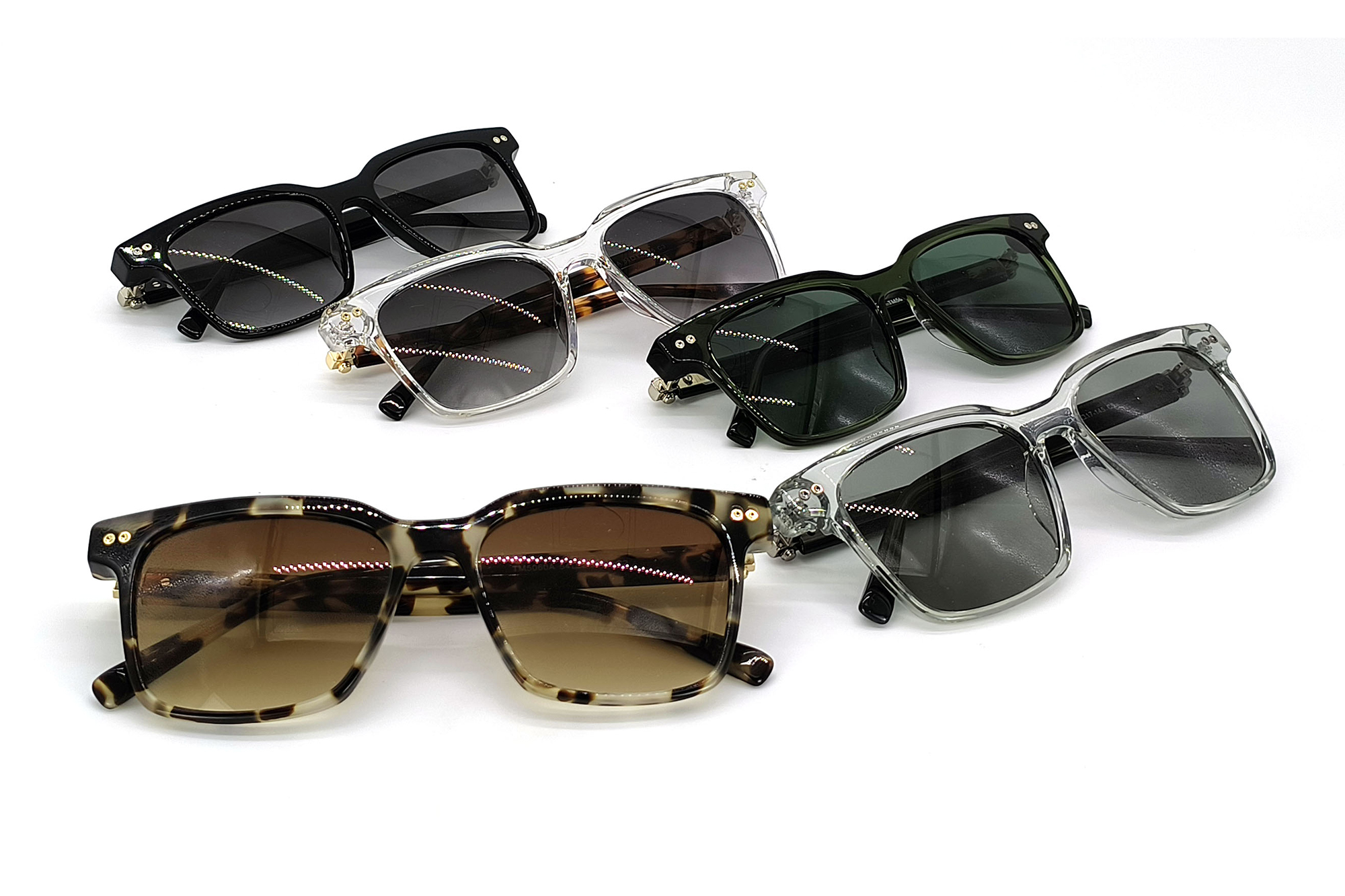 &Oacute;culos de sol luxuosos feitos &agrave; m&atilde;o em acetato quadrado com lentes polarizadas