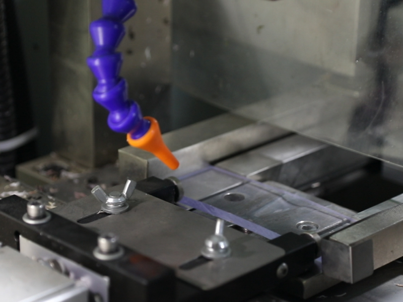 Pressione a ponte do nariz